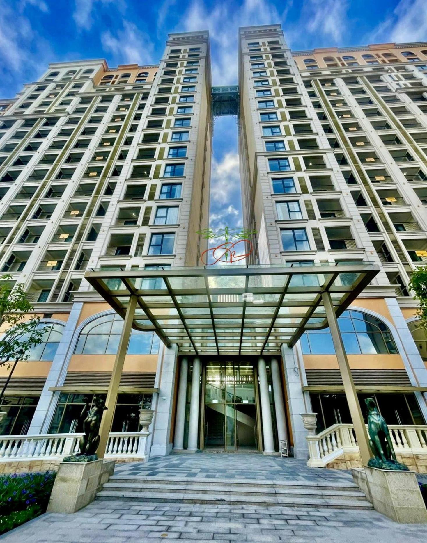 Emely Lucky Apartment Duong Dong Exterior foto