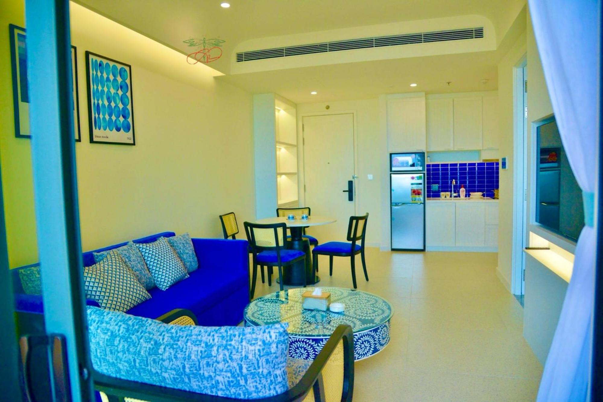 Emely Lucky Apartment Duong Dong Exterior foto