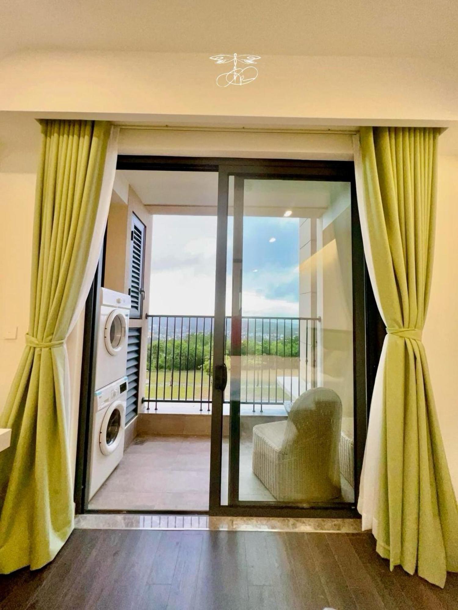 Emely Lucky Apartment Duong Dong Quarto foto